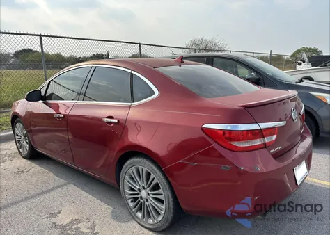 2012 Buick Verano Leather Group z USA, uszkodzony, nr VIN 1G4PS5SK4C4153056